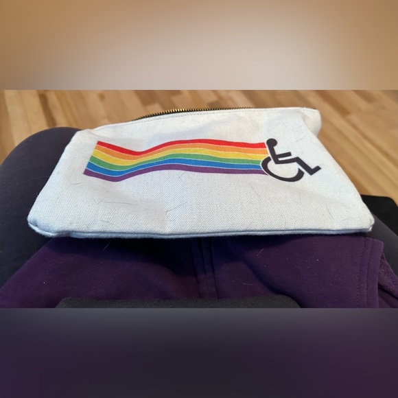 Pouch - Picture 1 of 1